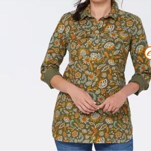 Yellow and Green Cuffed Sleeve Button Down Shirt with Notched Collar